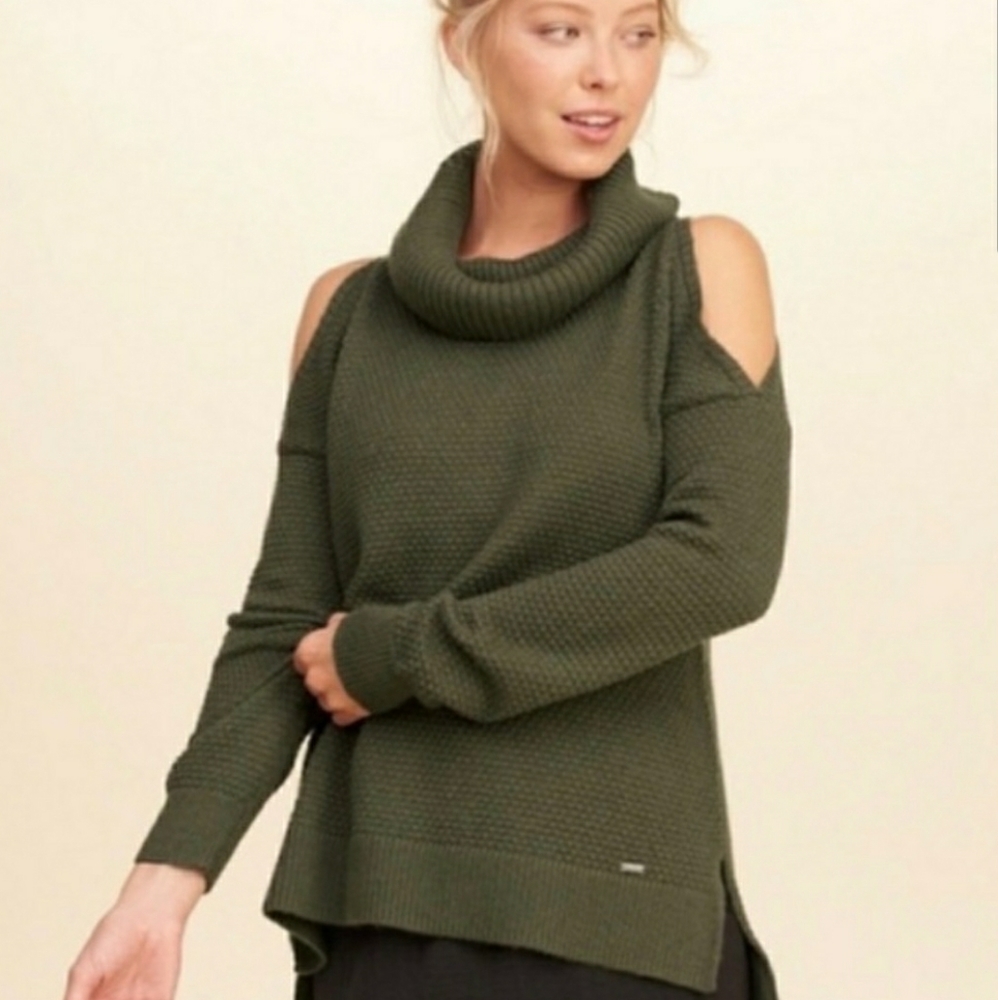 Hollister open shoulder cowl neck sweater